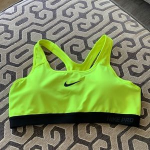 Sports bra
